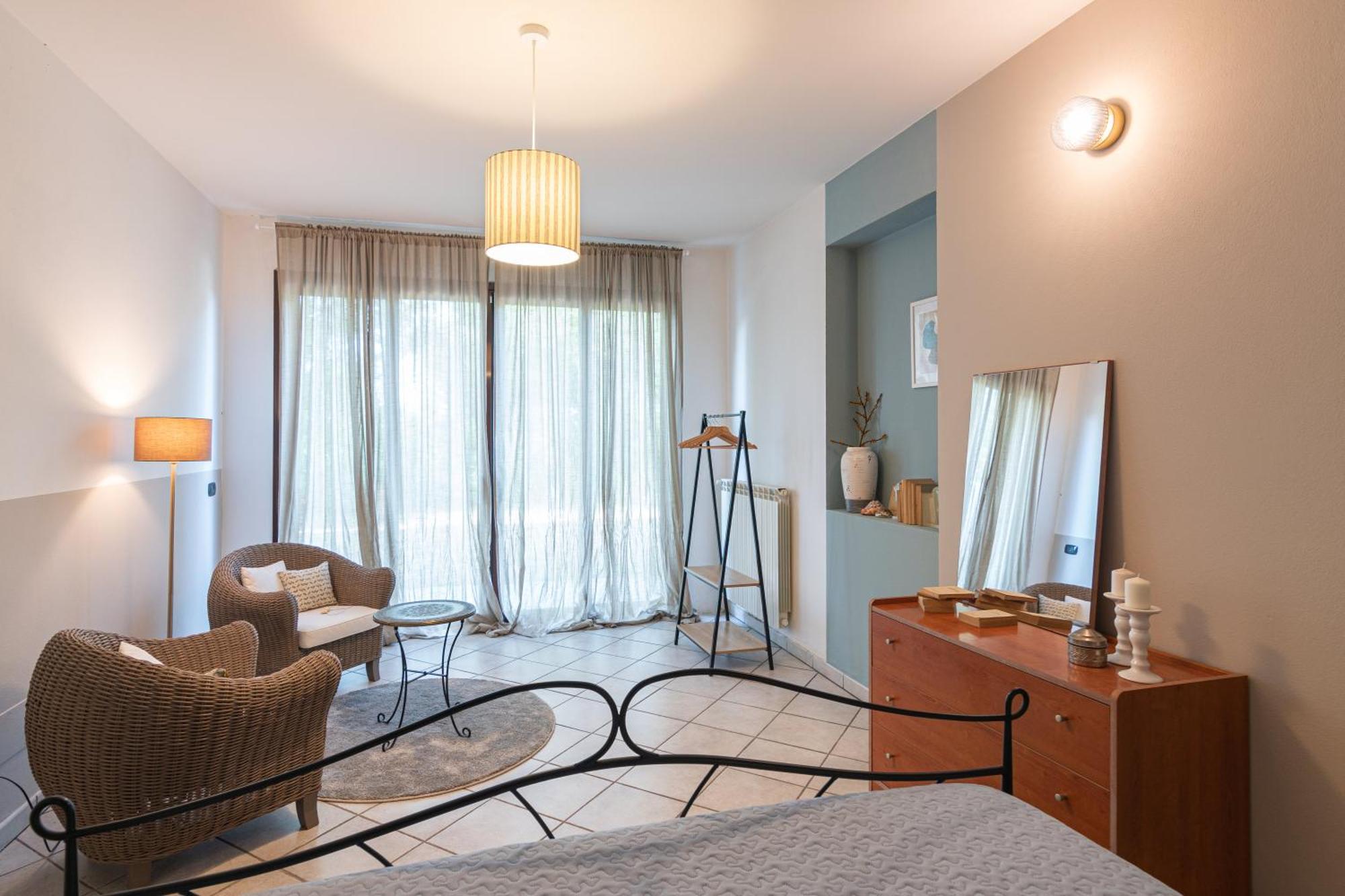 Apartment Casolara: Ospitalita Su Misura Castello di Serravalle